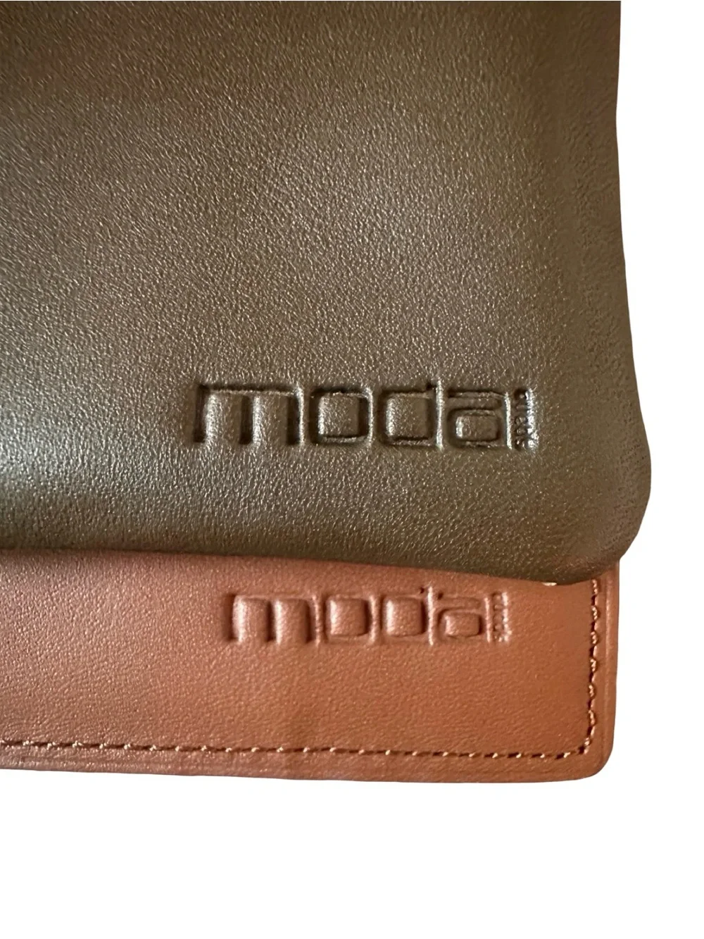 Moda Brown Leather Bi-Fold Wallet with Dark Brown Coin Pouch